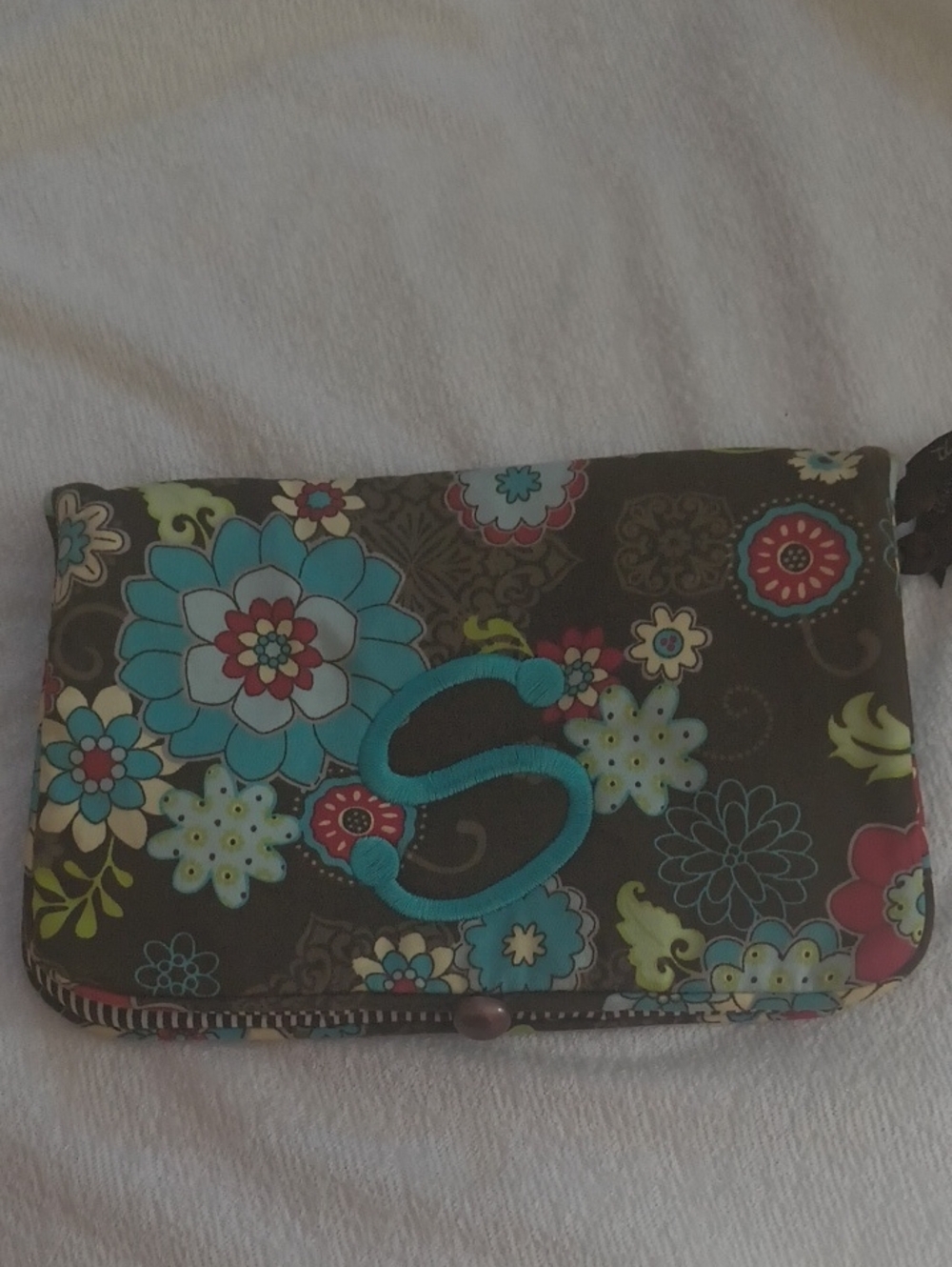 Vera Wang Floral Quilted Wristlet in Brown and Teal